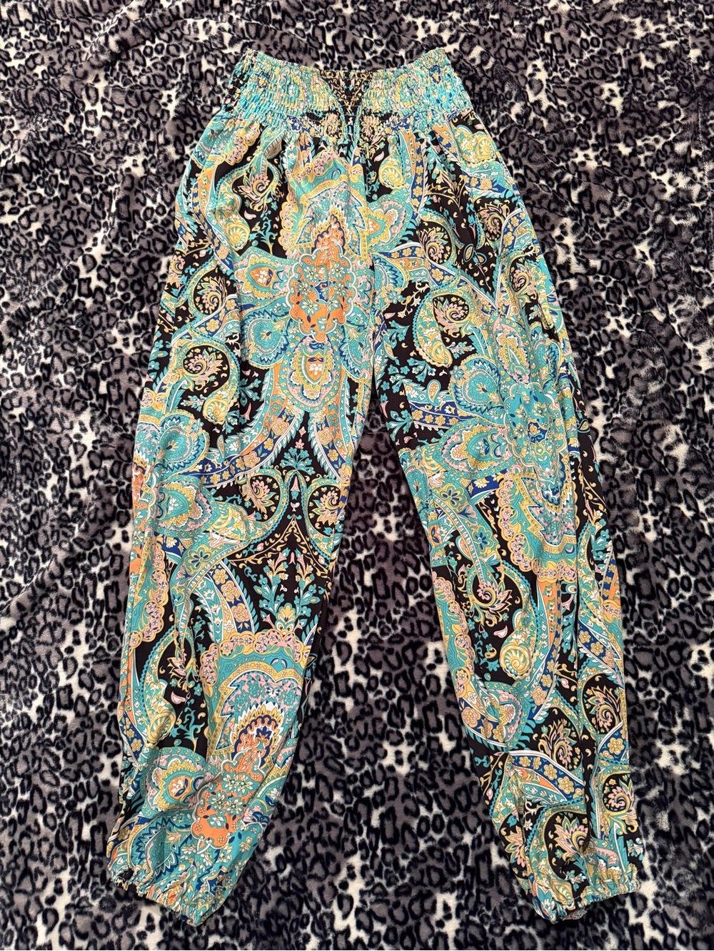 SHEIN lanawest woman’s vintage printed elastic waist pants W/ elastic hem